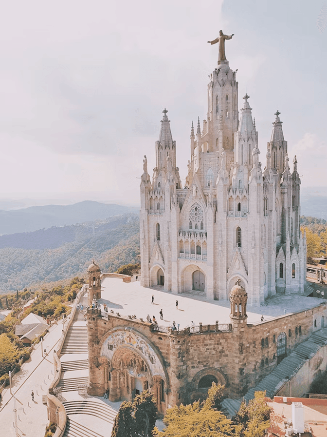 Arquitectura y paisaje de España